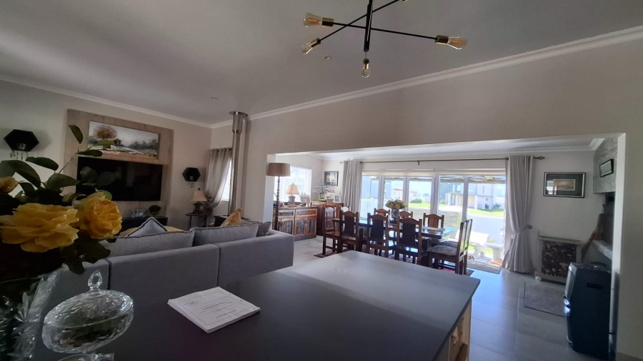 3 Bedroom Property for Sale in Witsand Western Cape